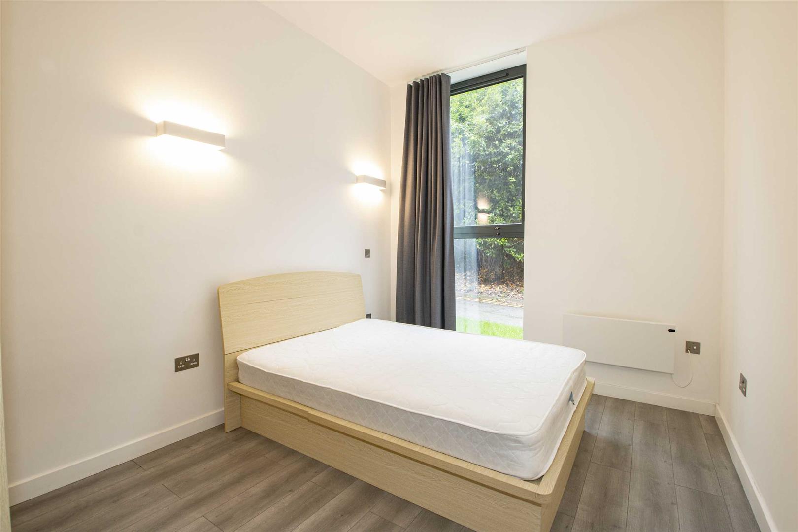 2 Foxhunter Drive, Linford Wood, Milton Keynes